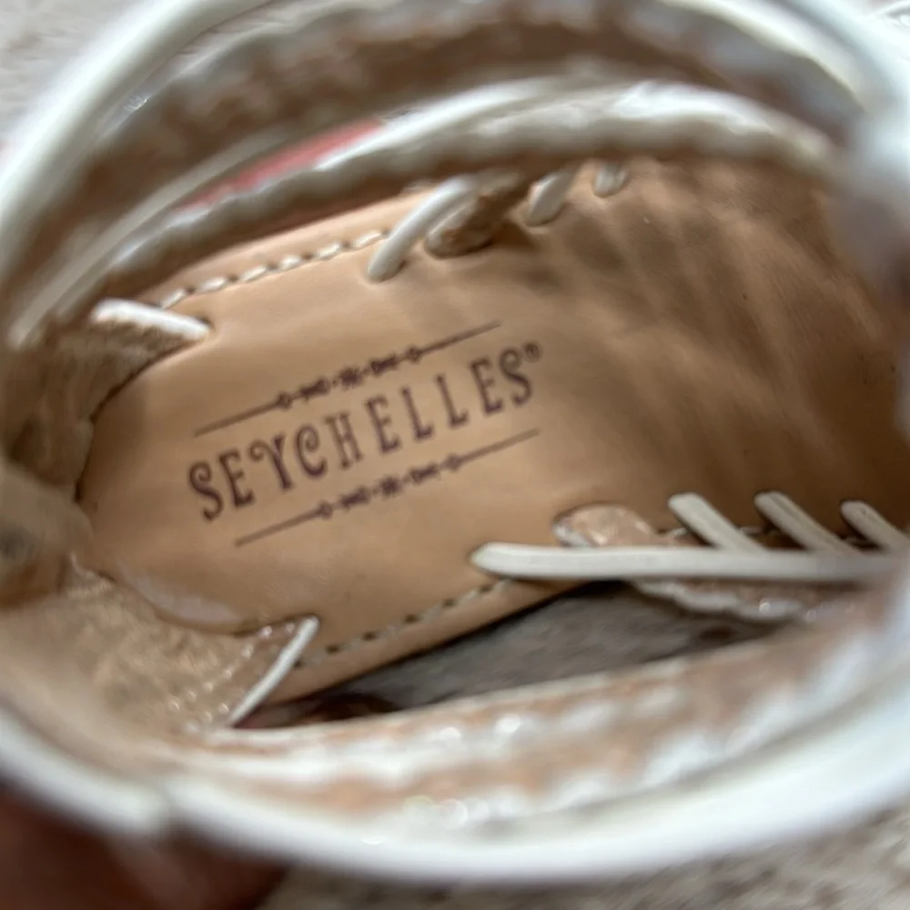 SEYCHELLES | White & Glitter Gladiator Sandals, Size 8